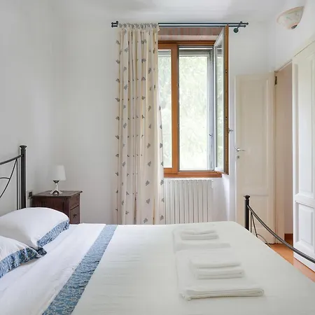Apartment Meta Italy Da Claudia Milan